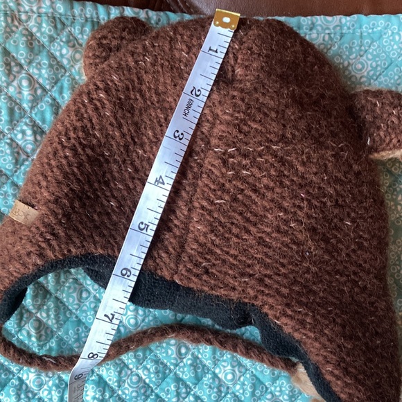 Delux adorable kids monkey beanie winter hat with buttons excellent condition - Picture 12 of 13